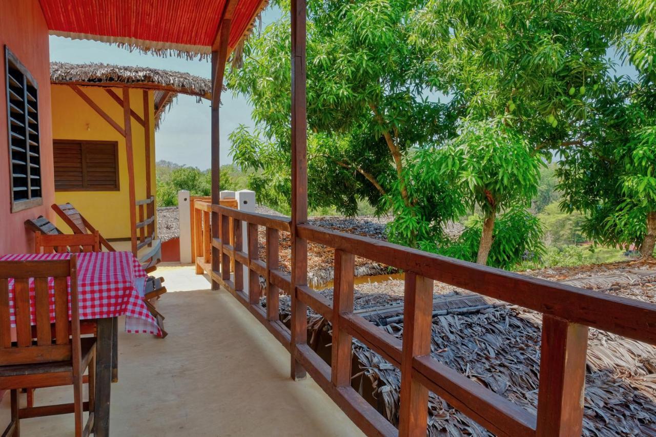 Colibri Lodge Амбатолоака Экстерьер фото